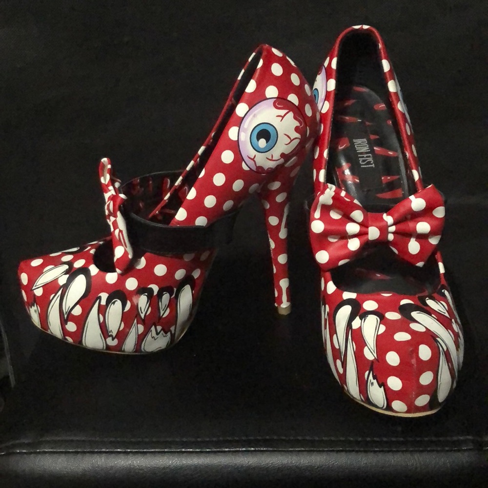 Iron Fist red/white polka dots platforms size 7